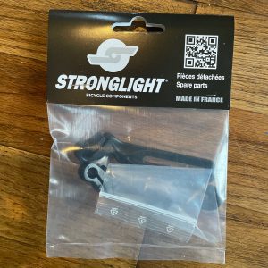 Schutzblechhalter an Rücklicht